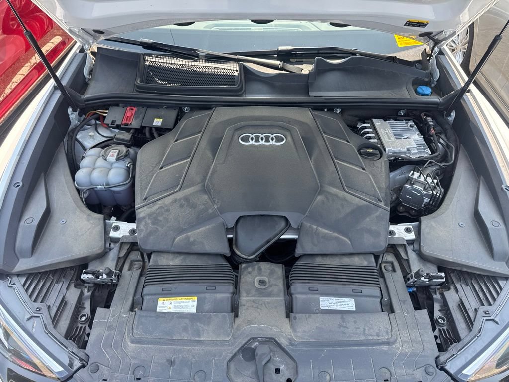 Used 2025 Audi Q8 Prestige AWD/4WD image 29