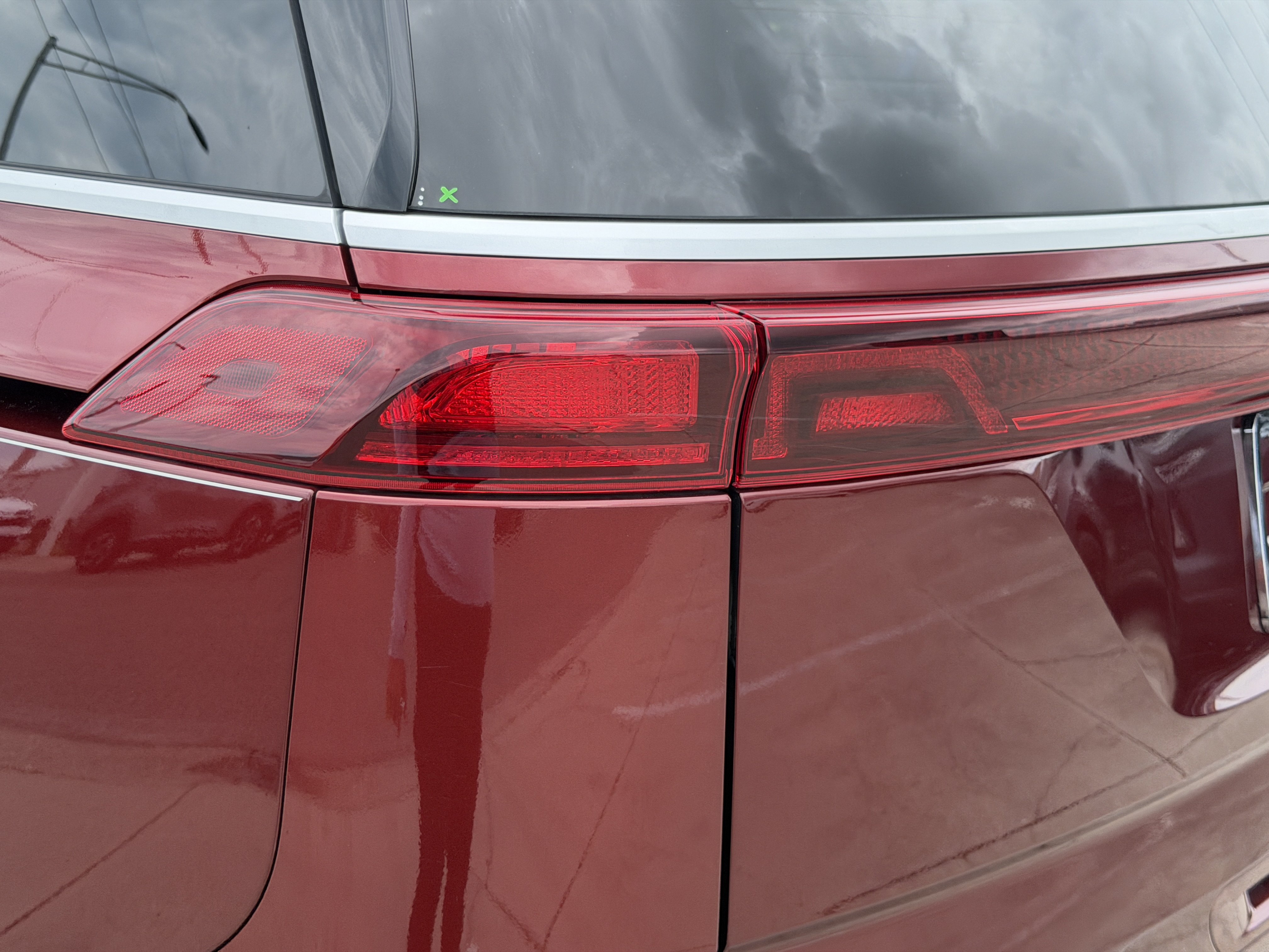 Certified 2024 Kia Carnival EX FWD image 10