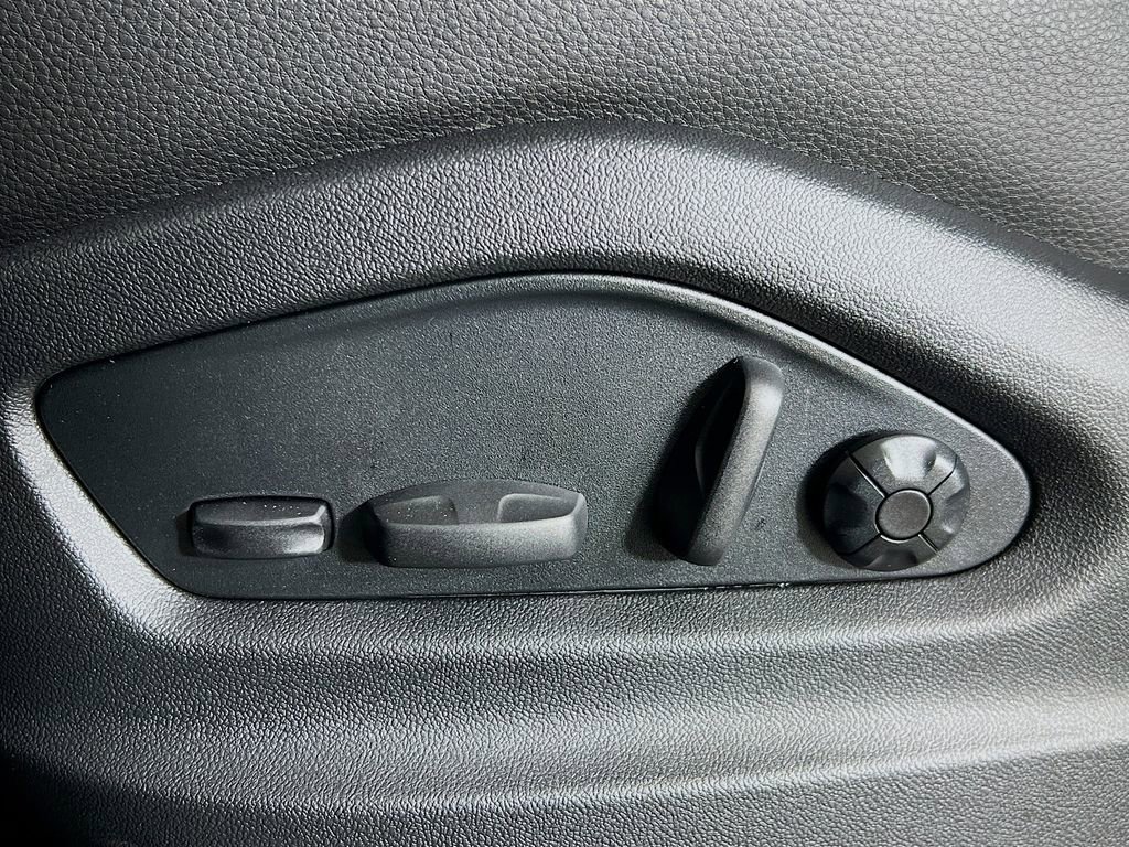 New 2026 Porsche Cayenne Base image 22