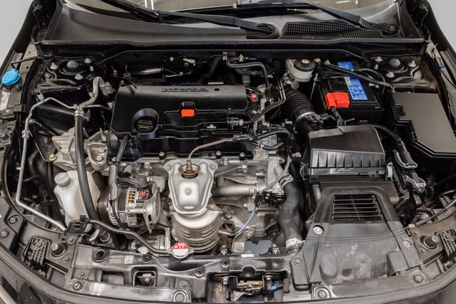Used 2024 Honda Civic Sport image 3