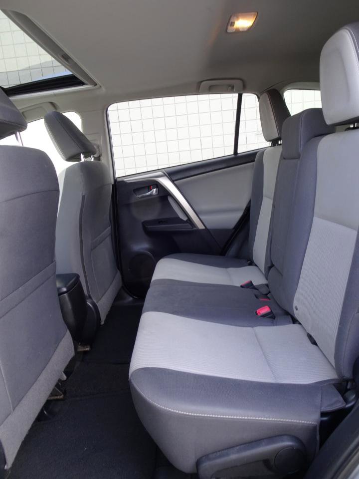 Used 2014 Toyota RAV4 XLE image 11