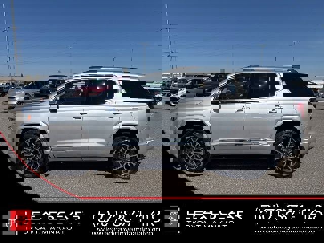 Used 2020 GMC Acadia Denali w/ Trailering Package image 8