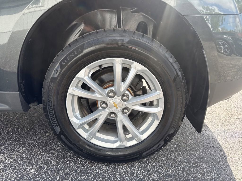 Used 2017 Chevrolet Equinox LT w/ Convenience Package FWD image 11