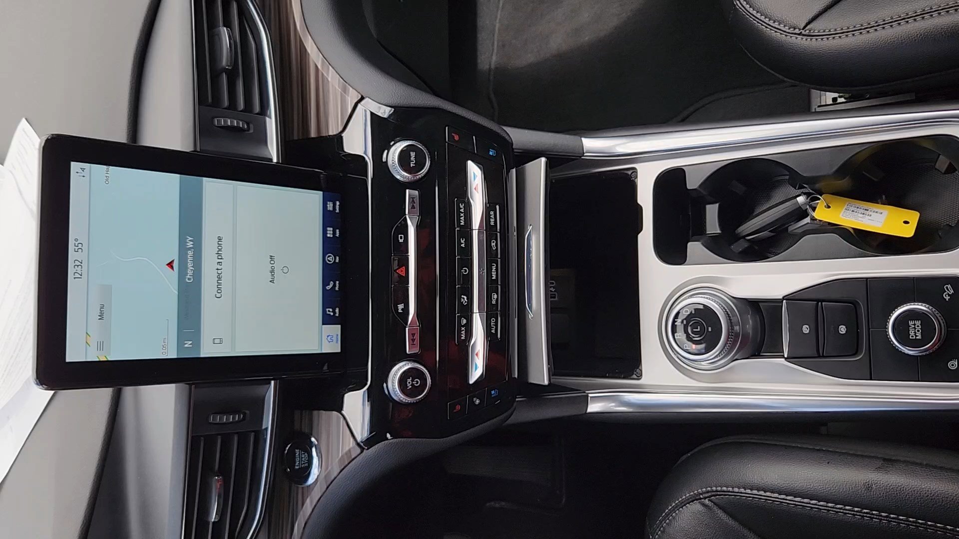 Used 2023 Ford Explorer Limited w/ Limited Technology Package image 16