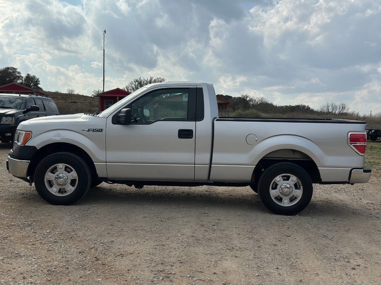 Used 2013 Ford F150 XL w/ Mid Equipment Group image 3