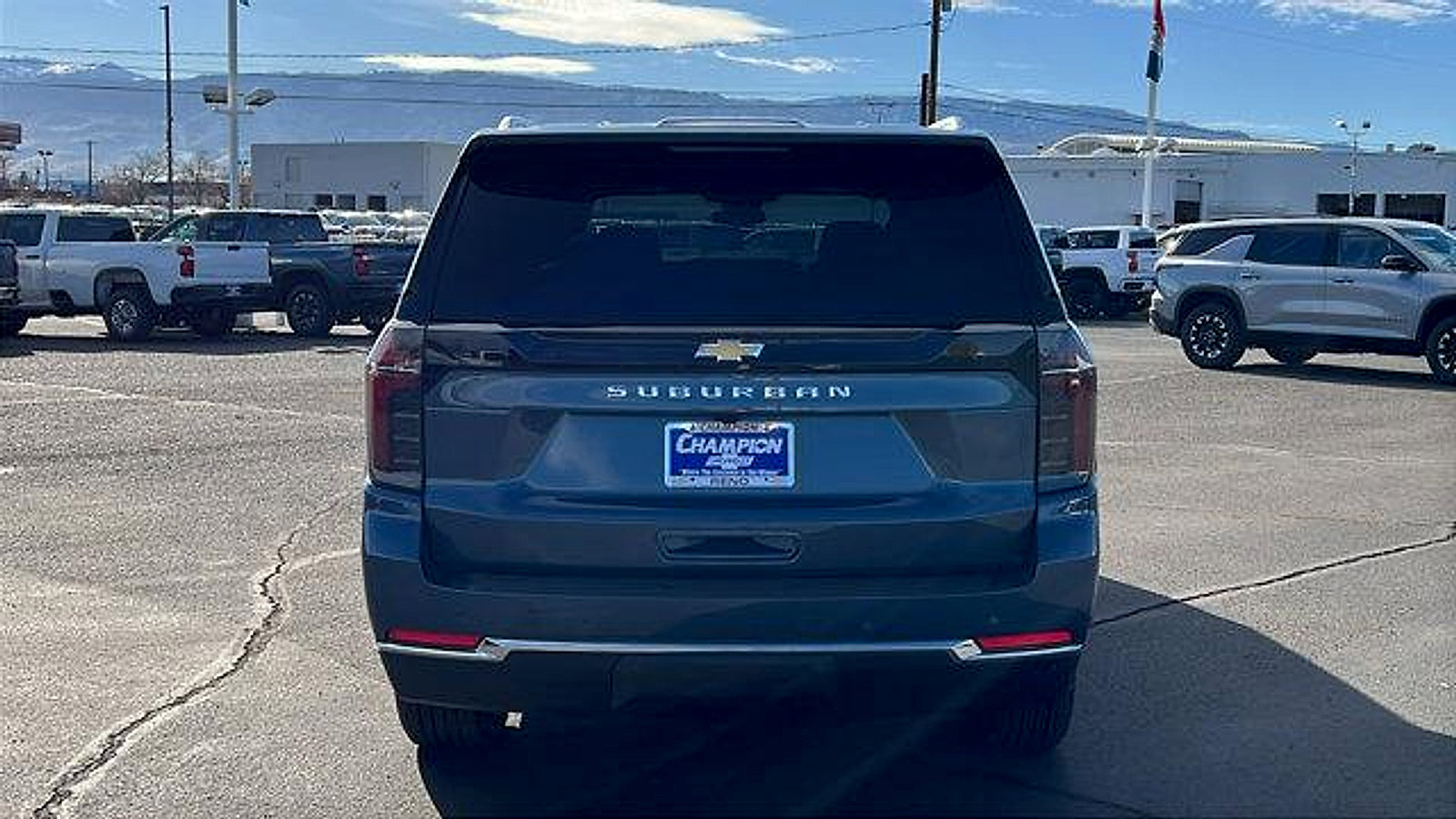 New 2026 Chevrolet Suburban LS image 6