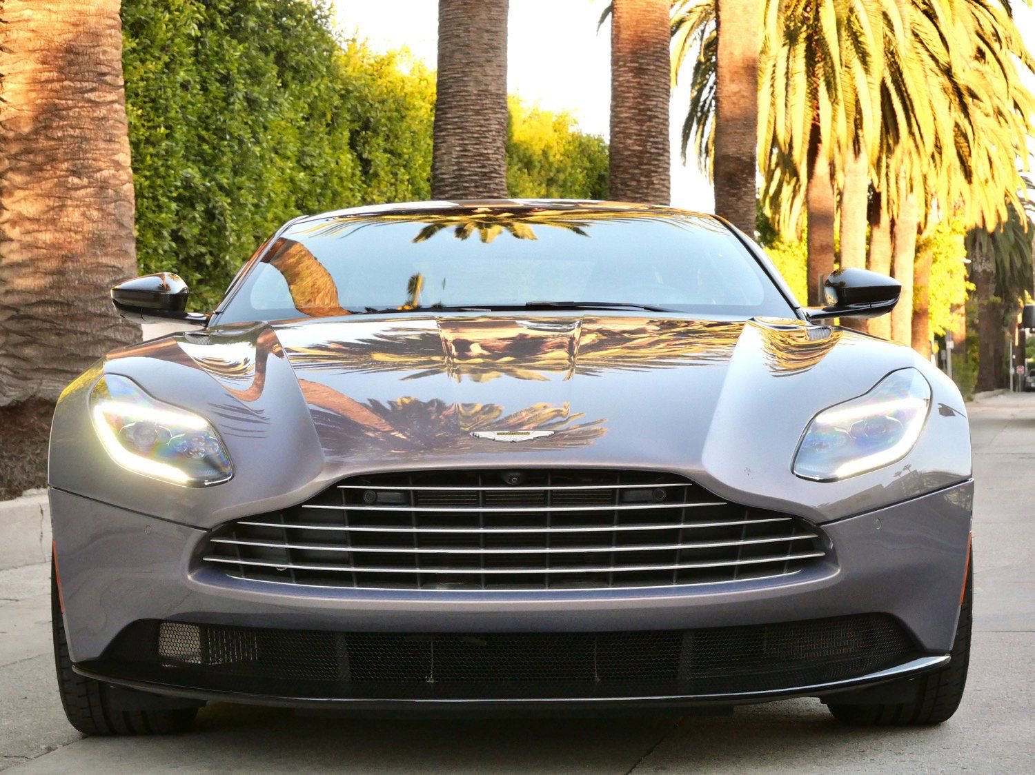 Used 2023 Aston Martin DB11 Coupe image 7