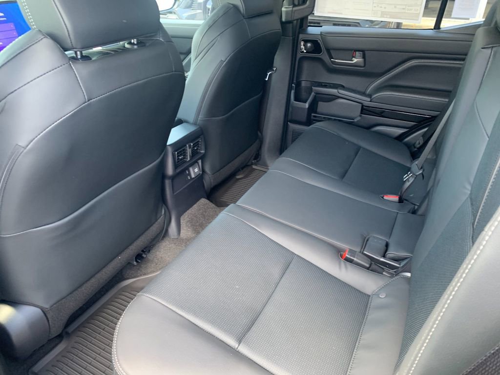 New 2026 Toyota 4Runner Limited AWD/4WD image 13