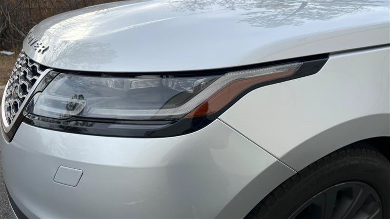 Used 2018 Land Rover Range Rover Velar S AWD/4WD image 34