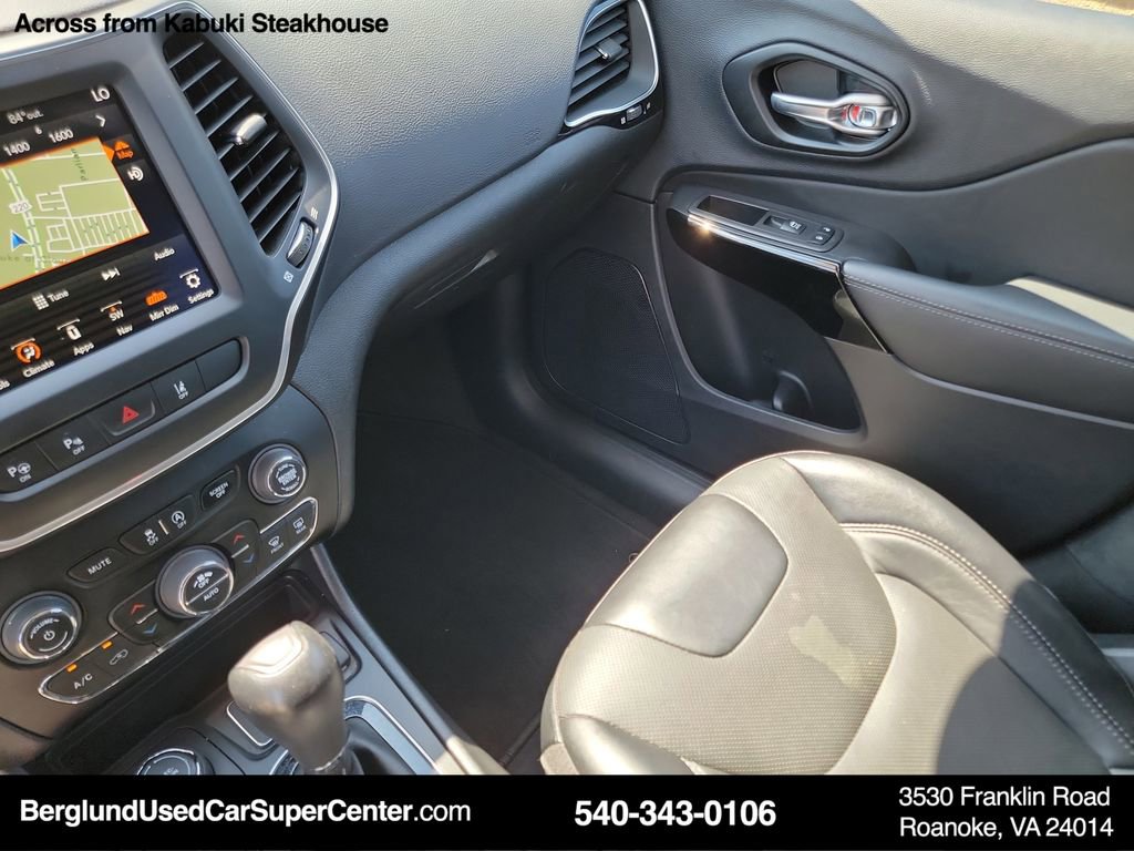 Used 2023 Jeep Cherokee Altitude Lux image 36