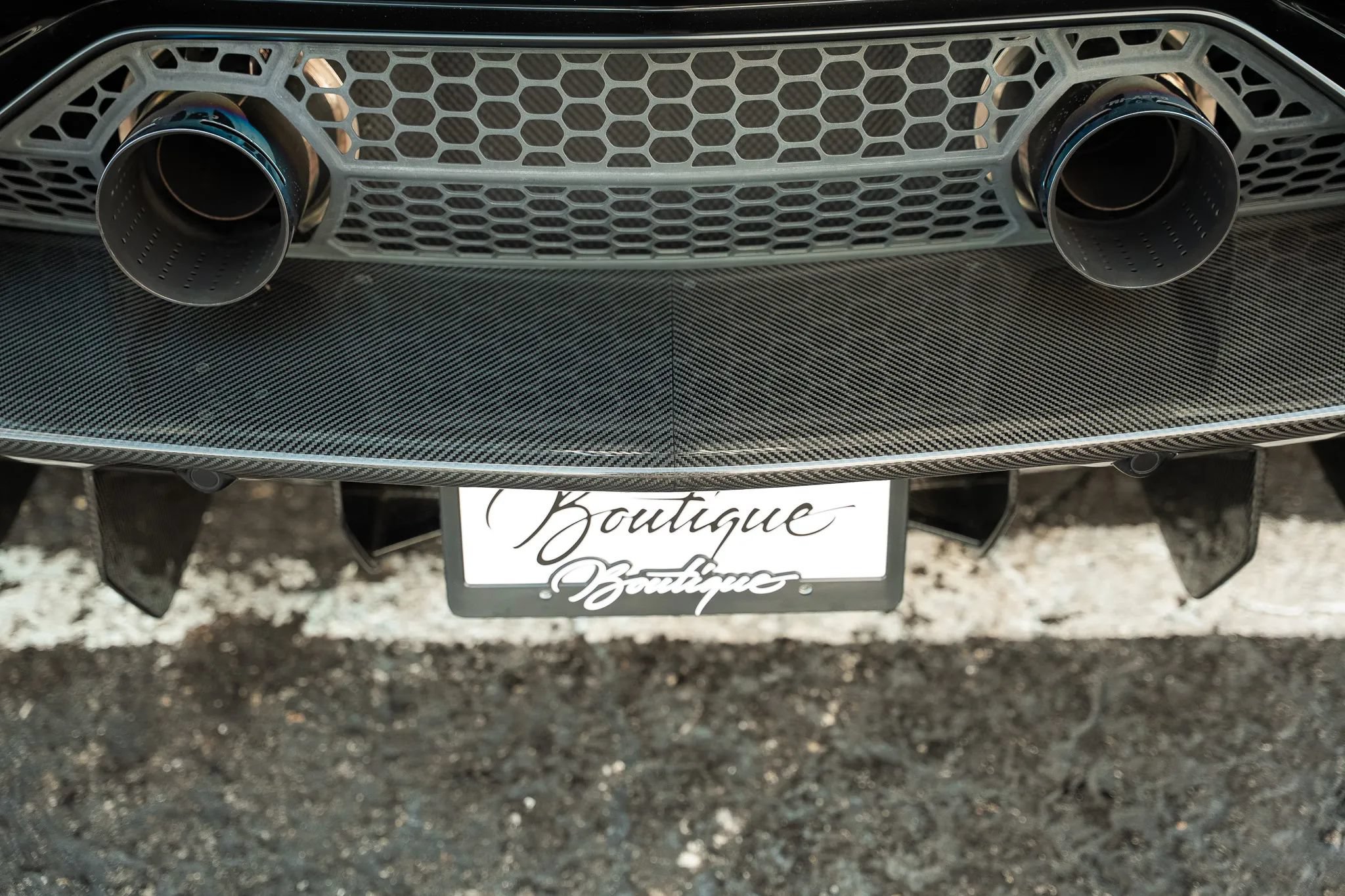 Used 2021 Lamborghini Aventador SVJ AWD/4WD image 36