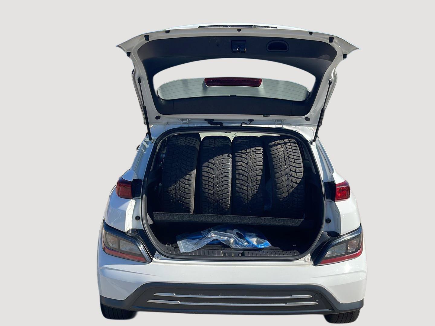 Certified 2023 Hyundai Kona SE w/ Cargo Package FWD image 33