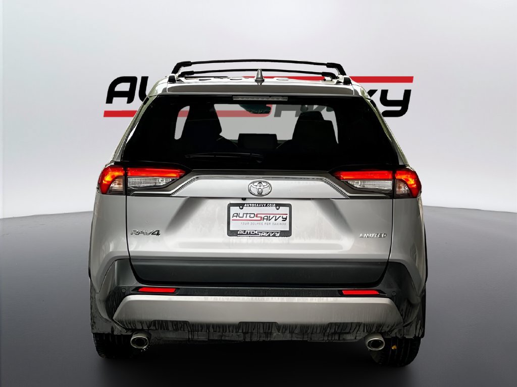 Used 2025 Toyota RAV4 Limited FWD image 6