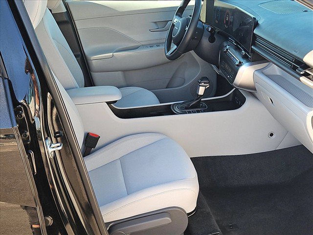Used 2025 Hyundai Kona SEL FWD image 20