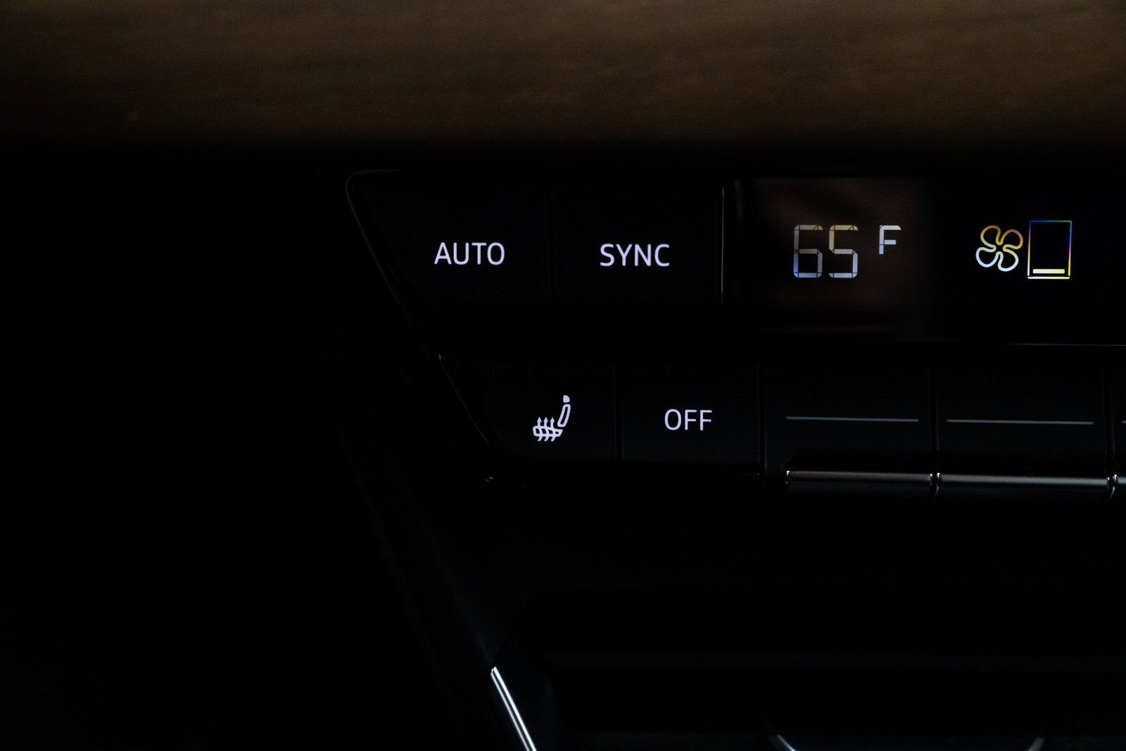 Used 2023 Audi e-tron GT Premium Plus image 6