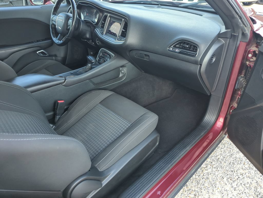Used 2019 Dodge Challenger SXT w/ Blacktop Package RWD image 26