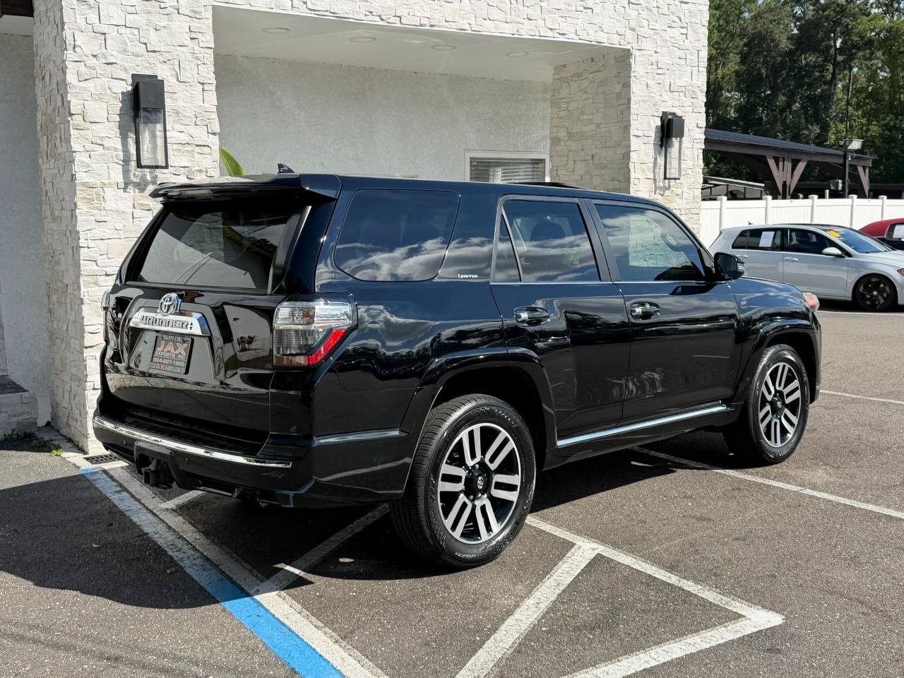 Used 2014 Toyota 4Runner Limited RWD image 16