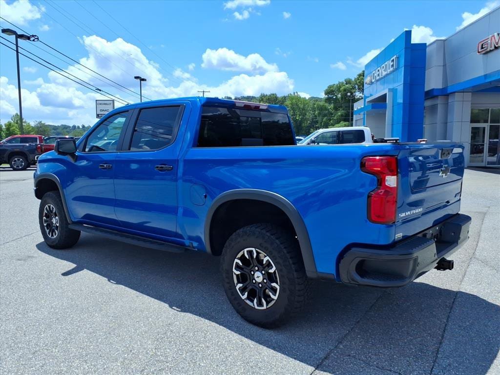 Used 2022 Chevrolet Silverado 1500 ZR2 AWD/4WD image 6
