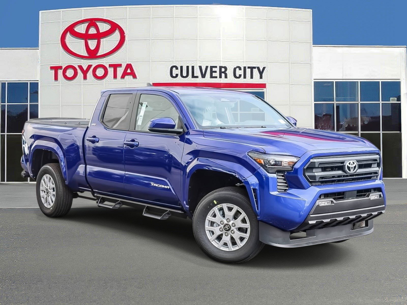 New 2025 Toyota Tacoma SR5