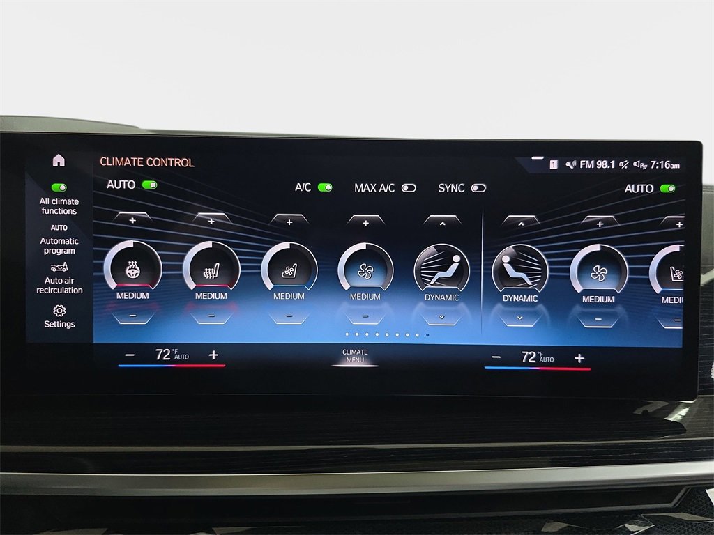 Used 2023 BMW X7 xDrive40i w/ M Sport Package image 28