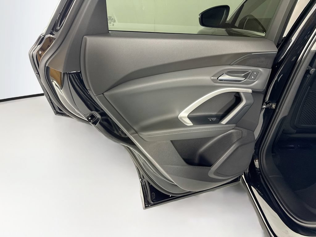 New 2026 Audi Q5 Premium AWD/4WD image 27