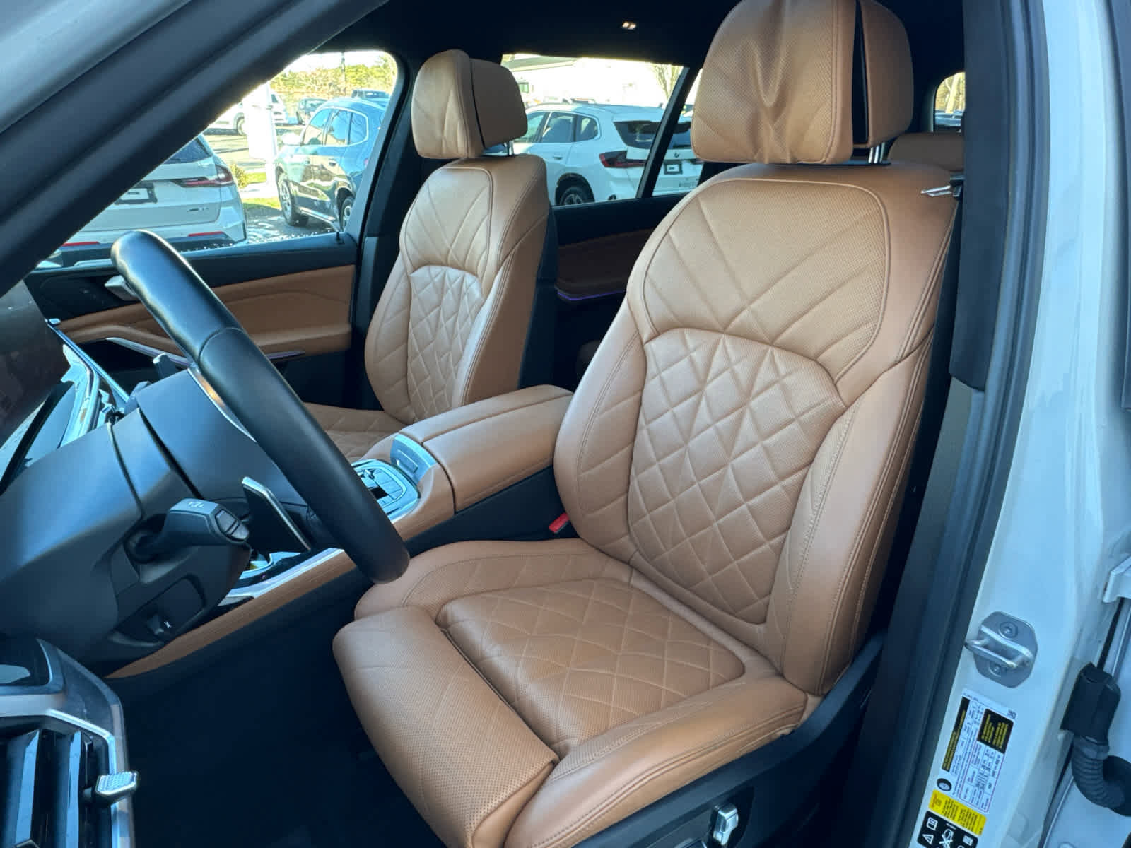 Certified 2023 BMW X7 xDrive40i w/ M Sport Package image 12