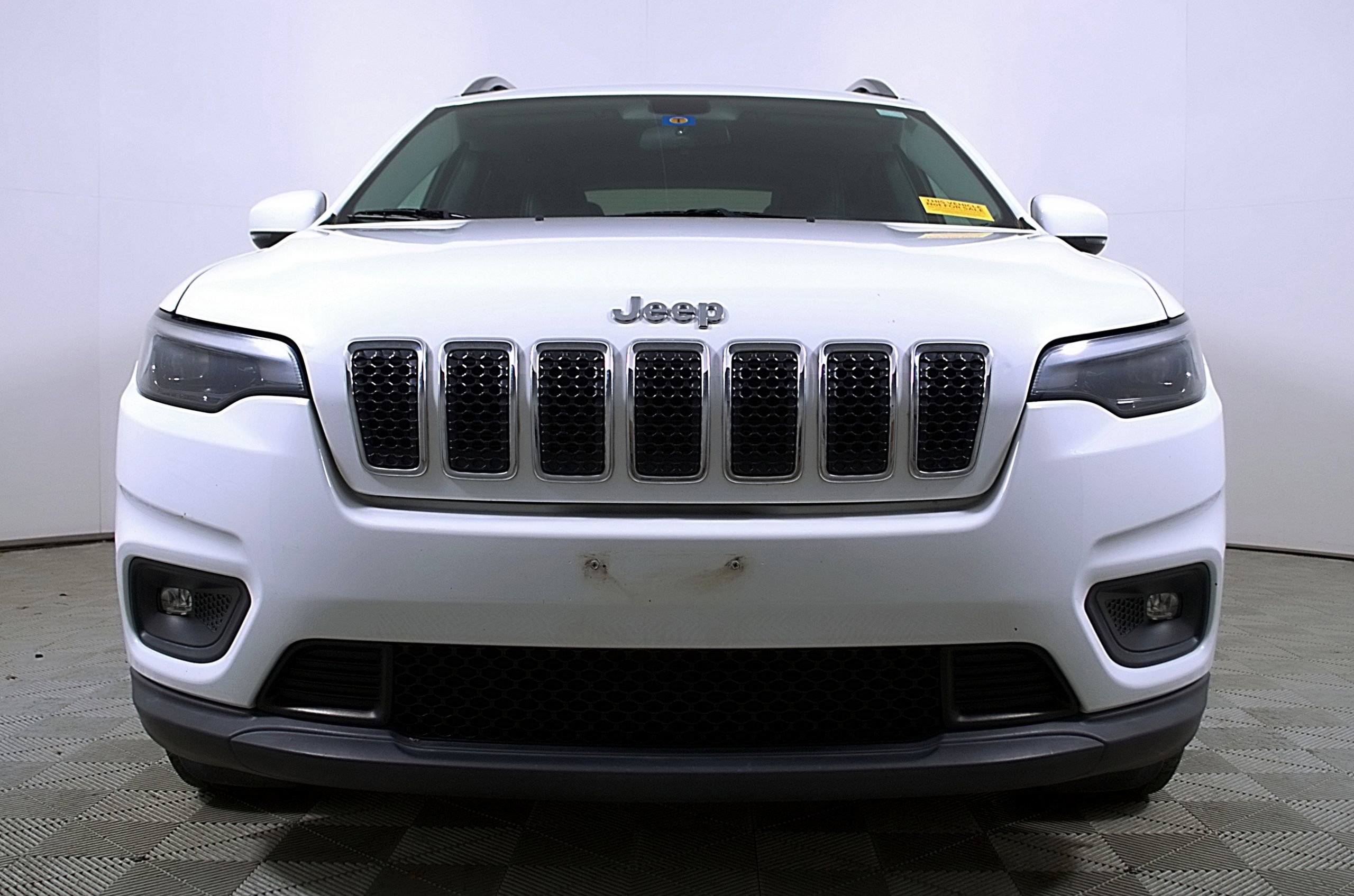 Used 2019 Jeep Cherokee Latitude Plus image 5