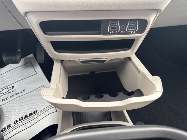 Used 2024 Chrysler Pacifica Touring-L image 19