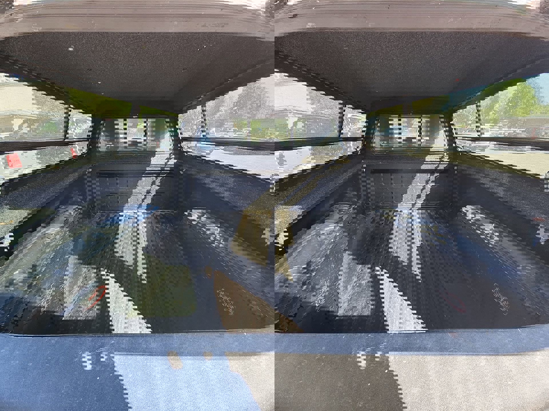 Certified 2016 RAM 1500 Laramie w/ Convenience Group image 21