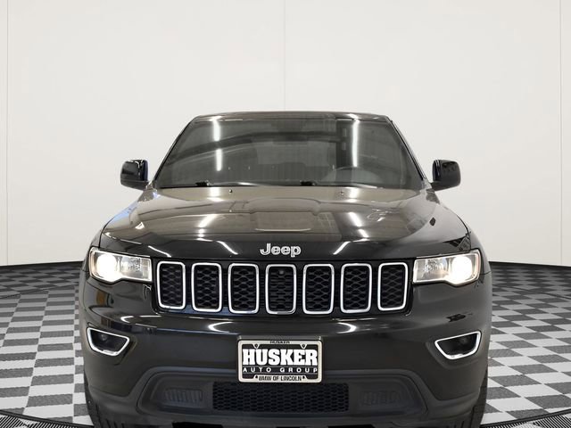 Used 2018 Jeep Grand Cherokee Laredo image 3