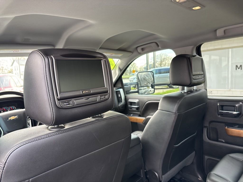 Used 2019 Chevrolet Silverado 2500 LTZ w/ Duramax Plus Package AWD/4WD image 16