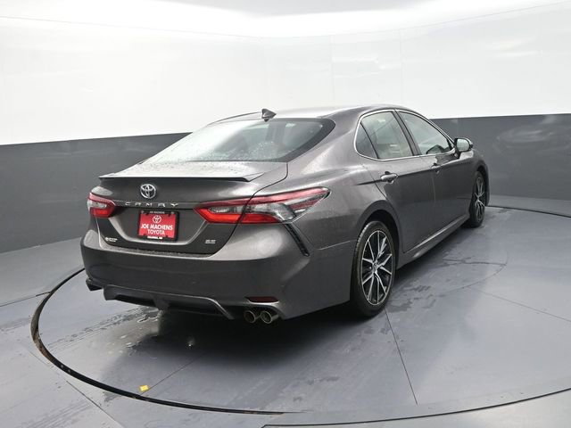 Used 2024 Toyota Camry SE FWD image 8