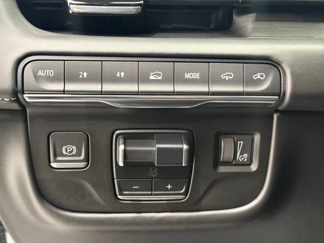 Used 2023 Cadillac Escalade Sport Platinum image 40