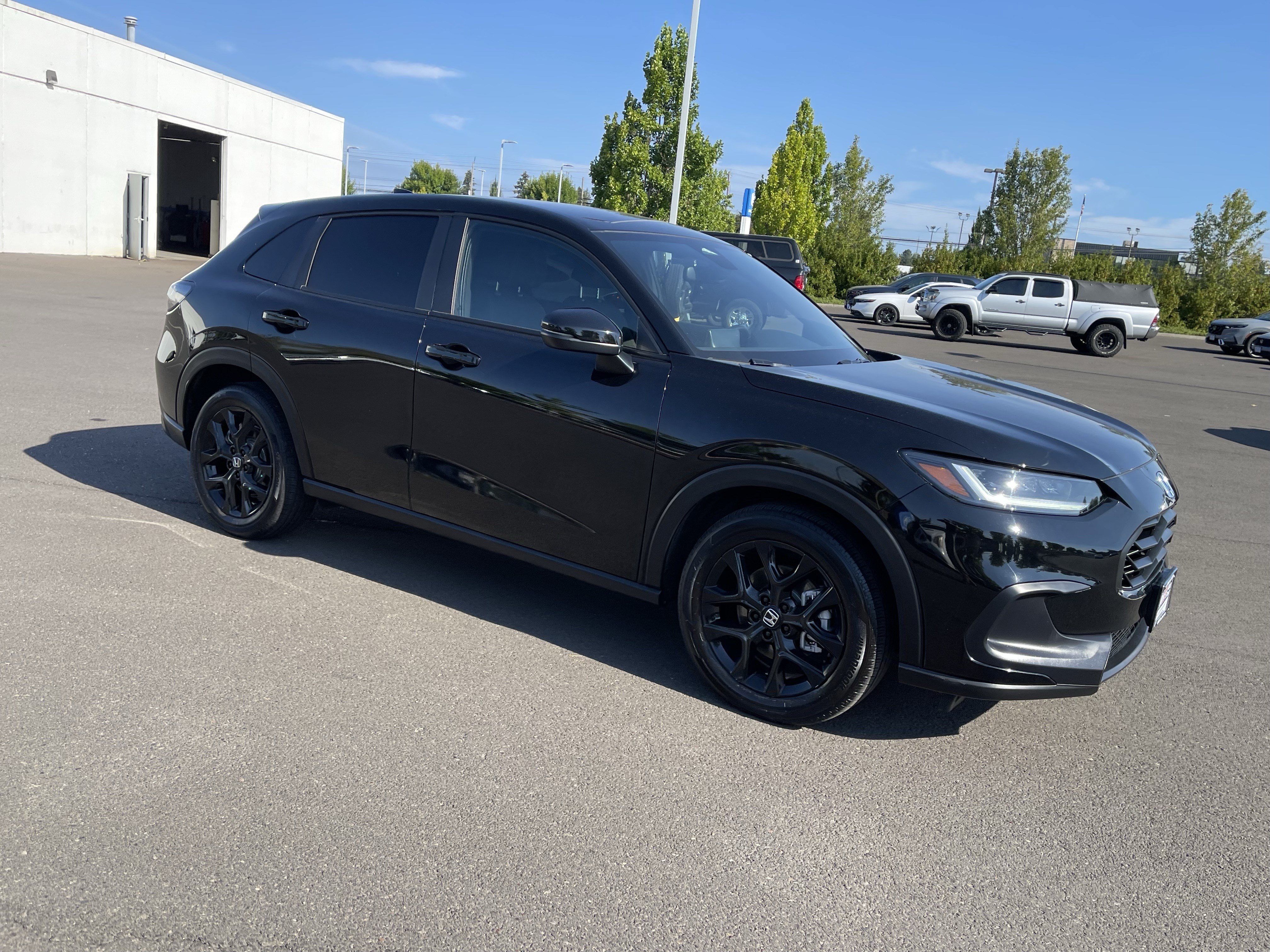 Used 2025 Honda HR-V Sport image 7