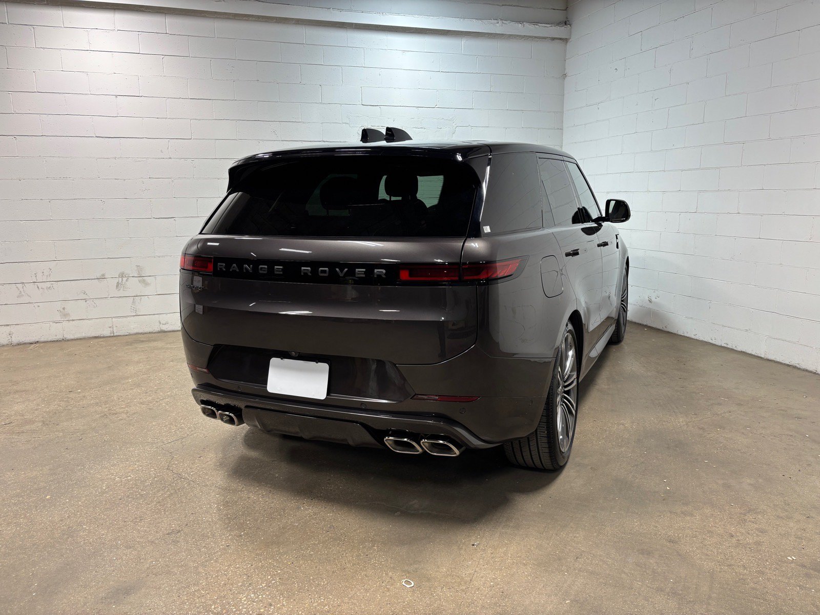 Used 2025 Land Rover Range Rover Sport Dynamic SE AWD/4WD image 7
