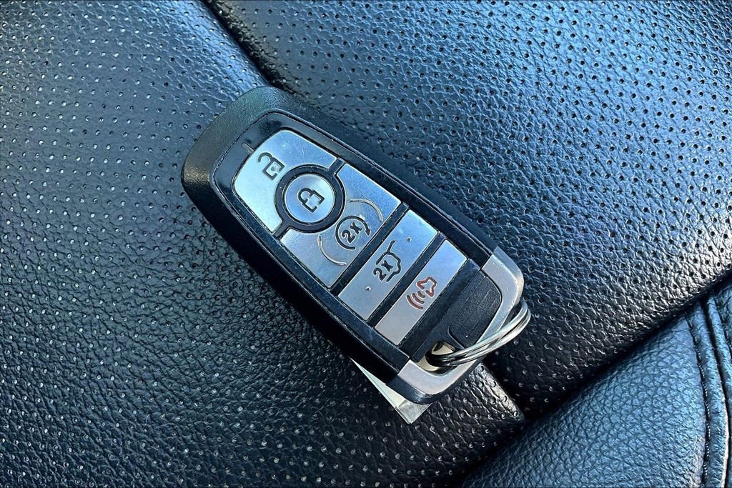 Used 2020 Ford Expedition XLT w/ Equipment Group 202A image 39