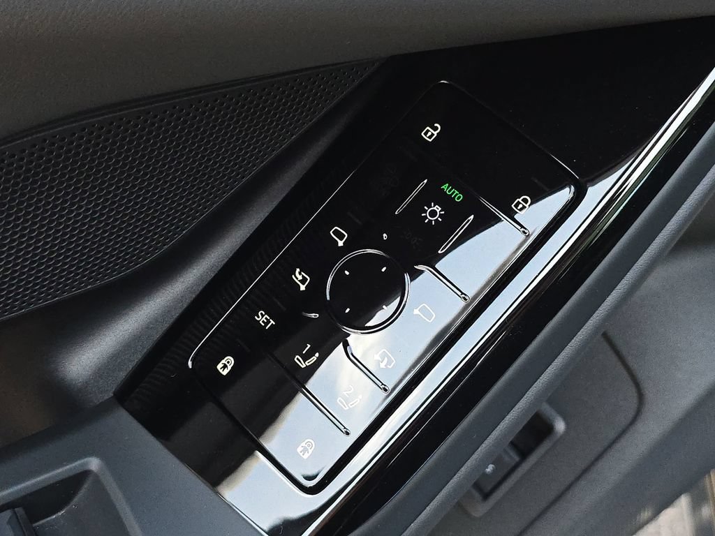 New 2027 Audi A6 e-tron Premium RWD image 29