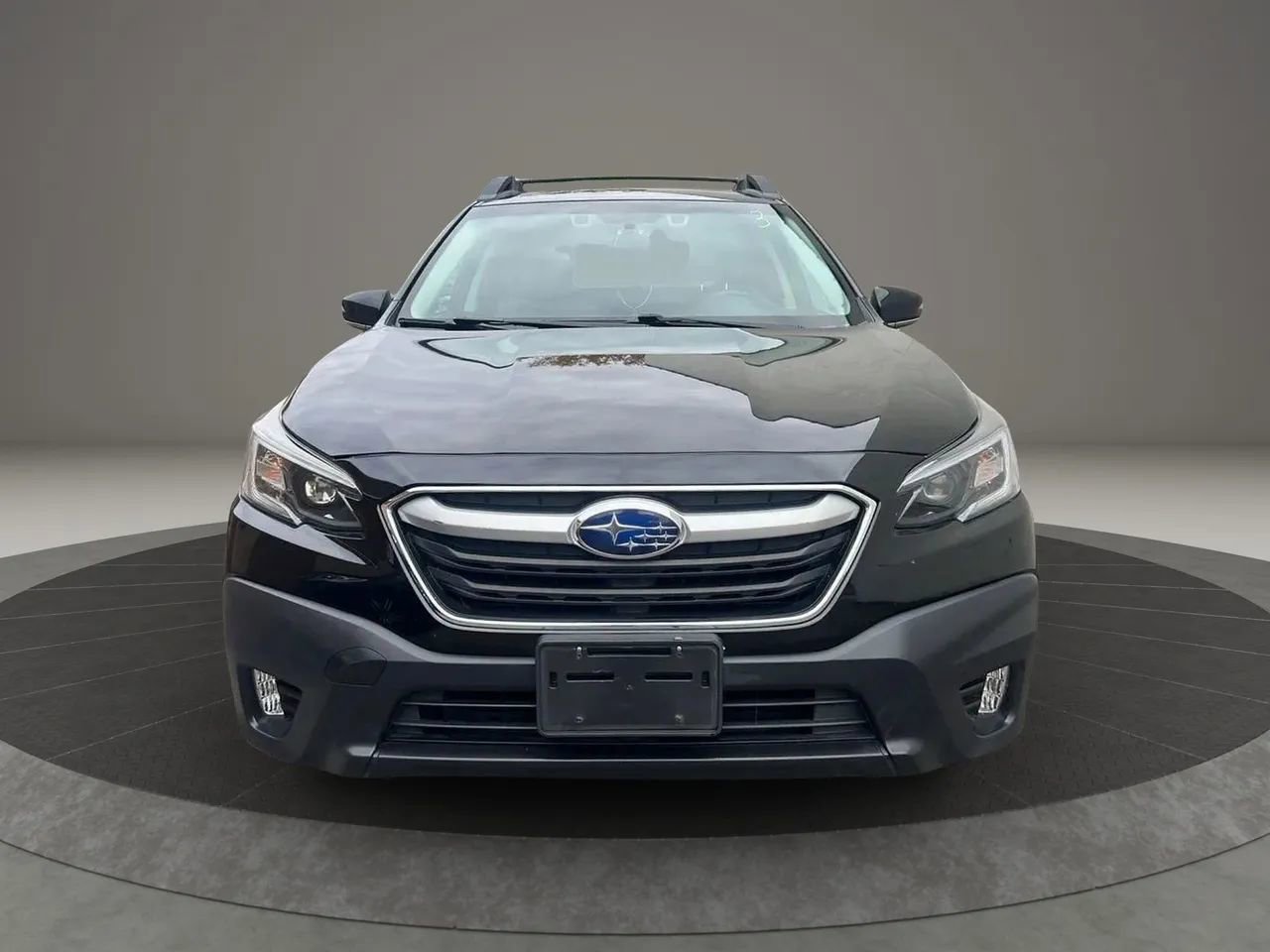 Used 2020 Subaru Outback Premium image 2