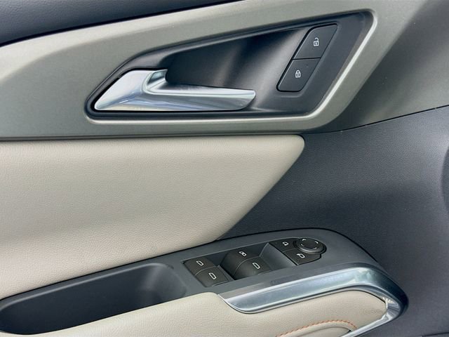 New 2026 Chevrolet Traverse LT w/ Driver Confidence Package image 20