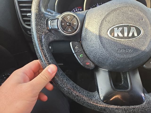 Used 2015 Kia Soul FWD image 5