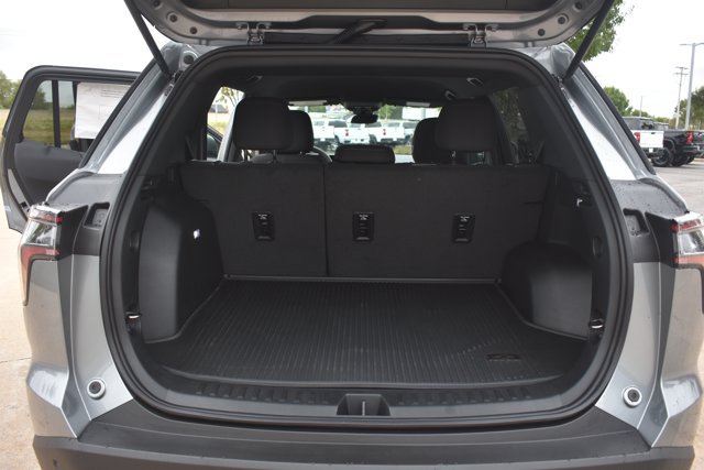 New 2027 Chevrolet Equinox LT w/ Safety and Technology Package FWD image 16