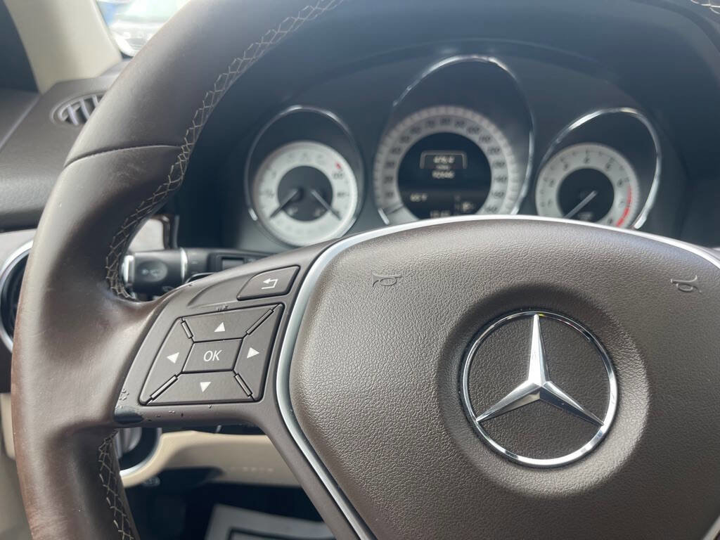 Used 2014 Mercedes-Benz GLK 350 4MATIC image 30