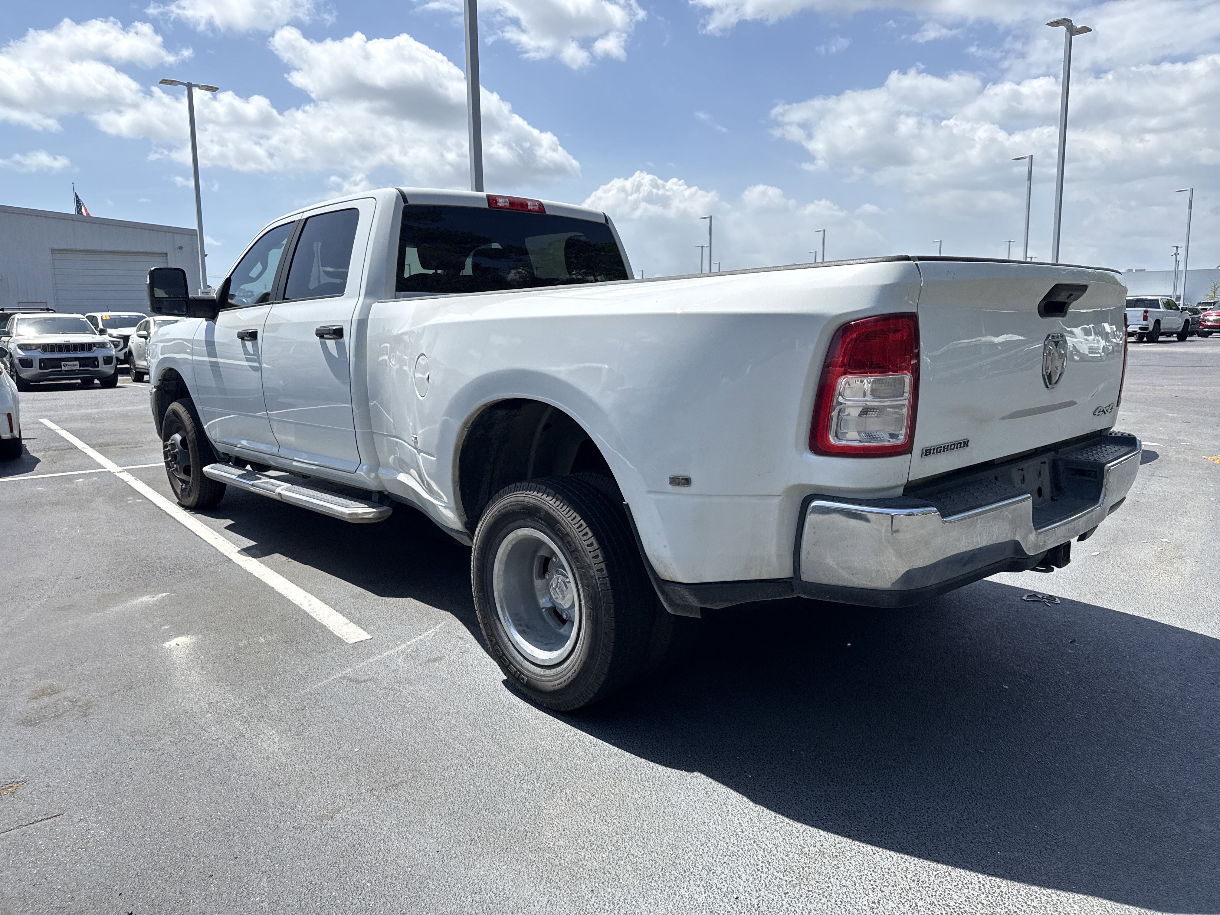 Used 2023 RAM 3500 Big Horn w/ Level 1 Equipment Group image 8