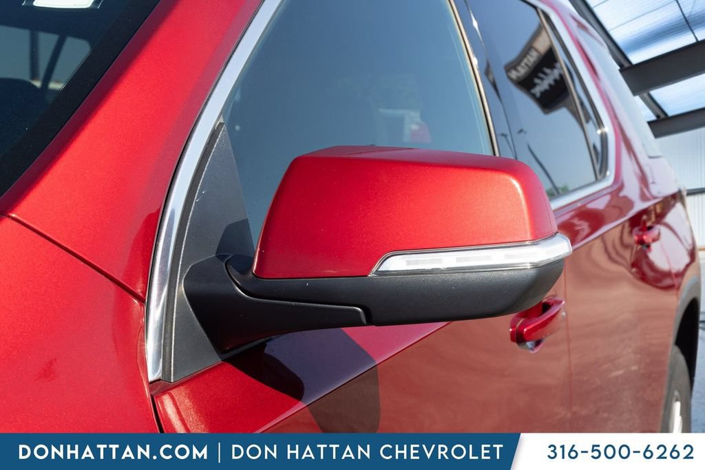 Used 2023 Chevrolet Traverse LT AWD/4WD image 23