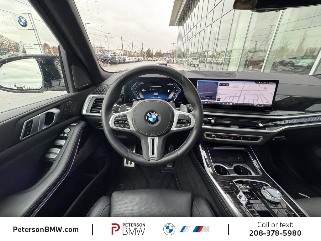 Used 2025 BMW X7 M60i image 14
