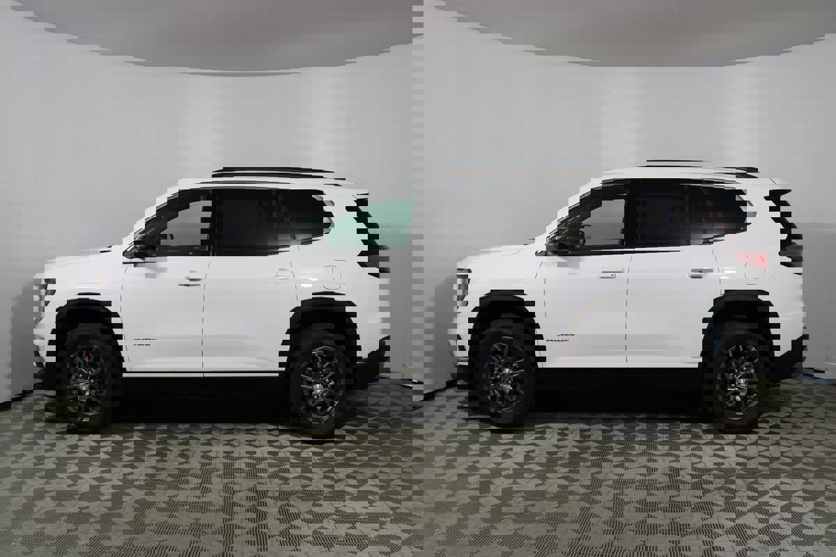 Used 2025 GMC Acadia Elevation image 37