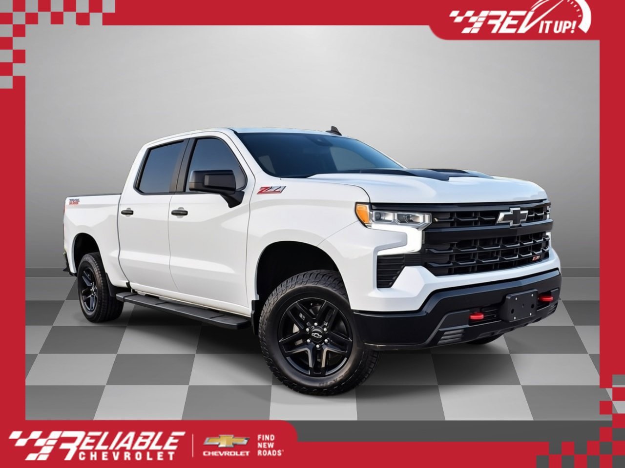 Used 2024 Chevrolet Silverado 1500 LT Trail Boss w/ Protection Package AWD/4WD image 1