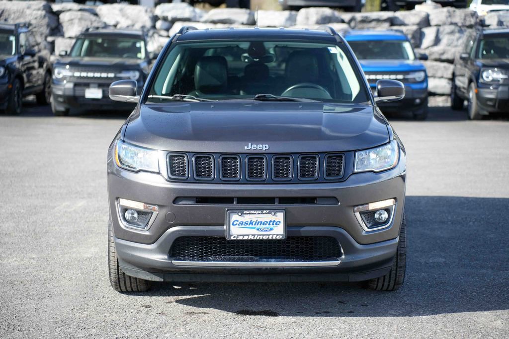 Used 2018 Jeep Compass Limited w/ Navigation Group AWD/4WD image 2