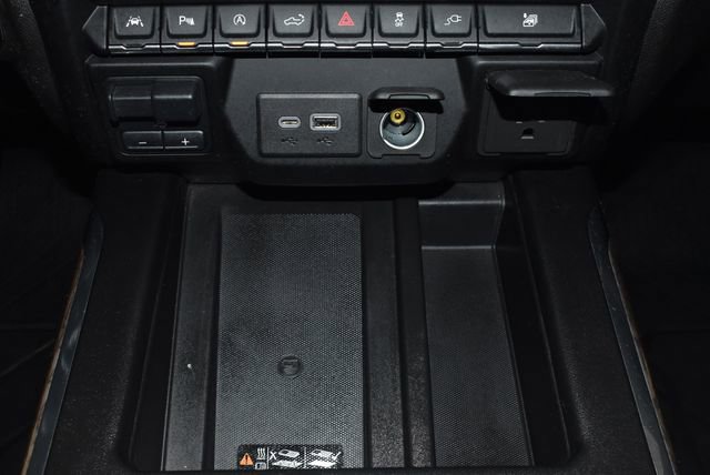 Used 2020 Chevrolet Silverado 1500 High Country w/ Safety Package II image 21