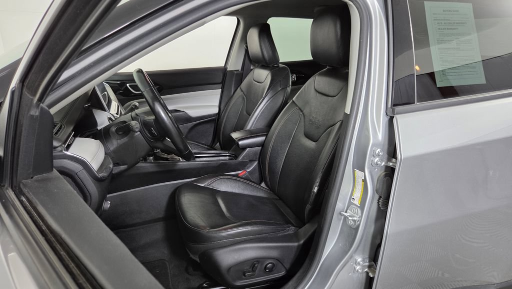Used 2022 Jeep Compass Limited AWD/4WD image 15